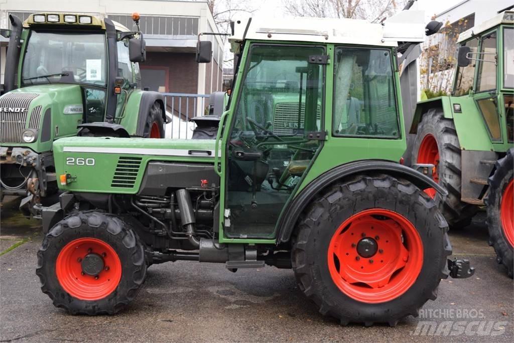 Fendt 260 V Tractoren
