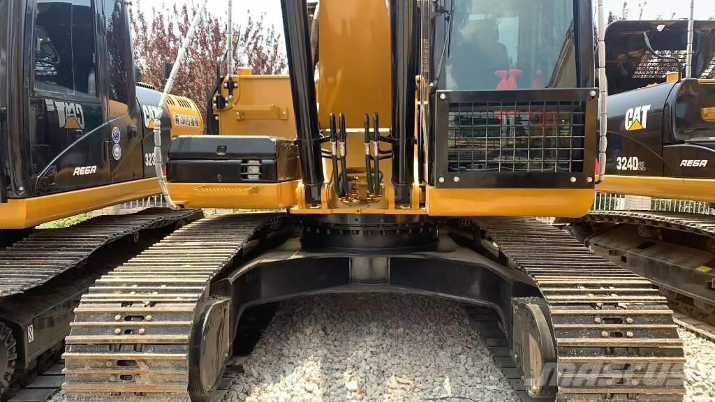 CAT 325 D L Rupsgraafmachines