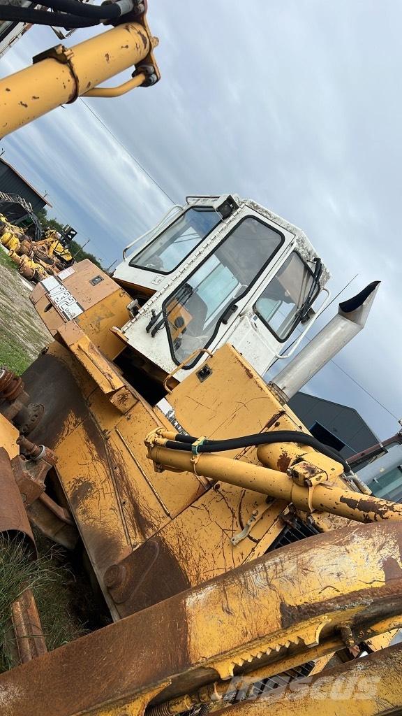 Liebherr PR 732 Cabine en interieur