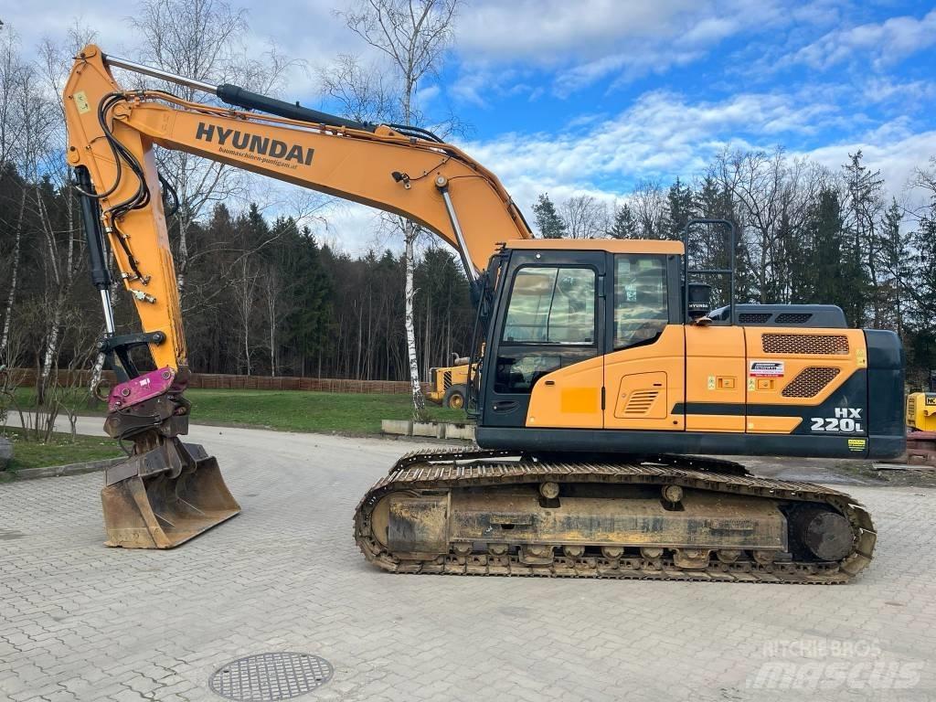 Hyundai HX 220 L Rupsgraafmachines
