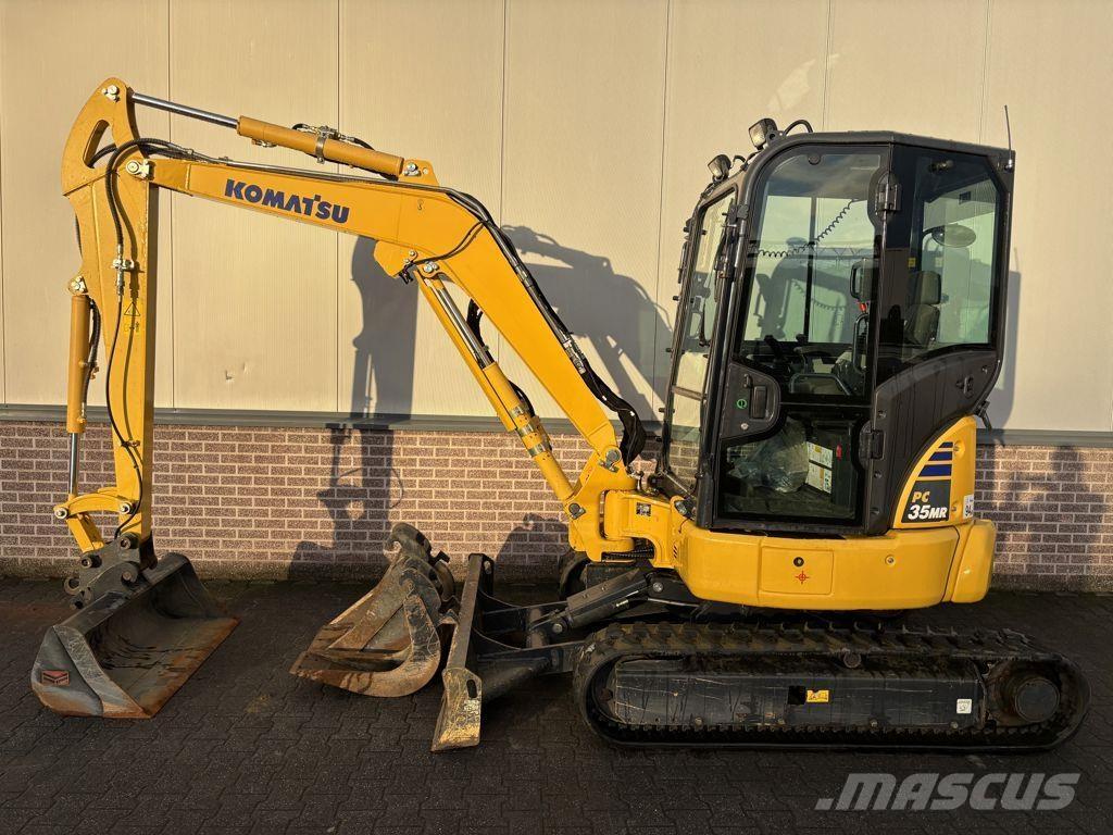 Komatsu PC35 Minigraafmachines < 7t