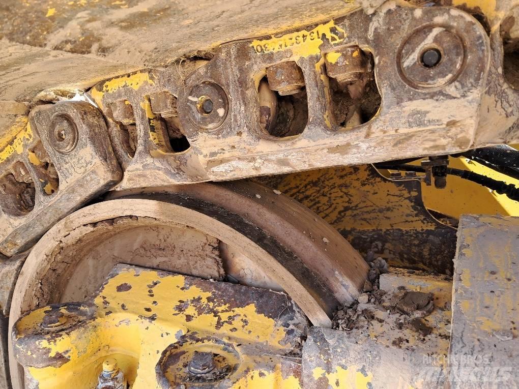 Komatsu D61PXI-24E0 Rupsdozers