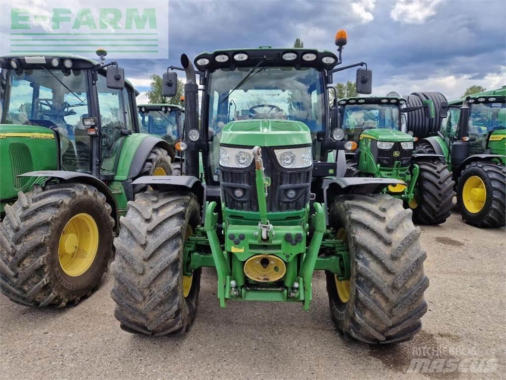 John Deere 6125R Tractoren