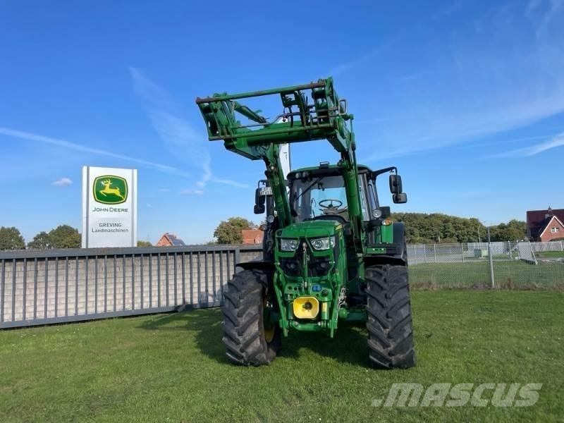 John Deere 6130M Tractoren