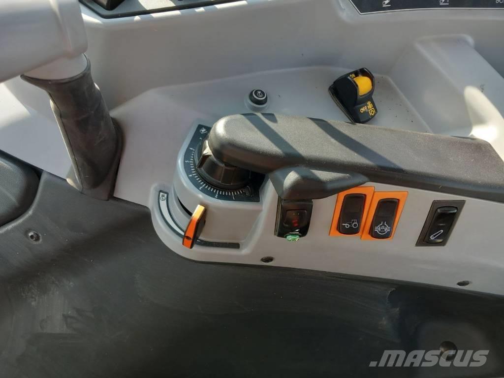 Valtra A 104 Tractoren