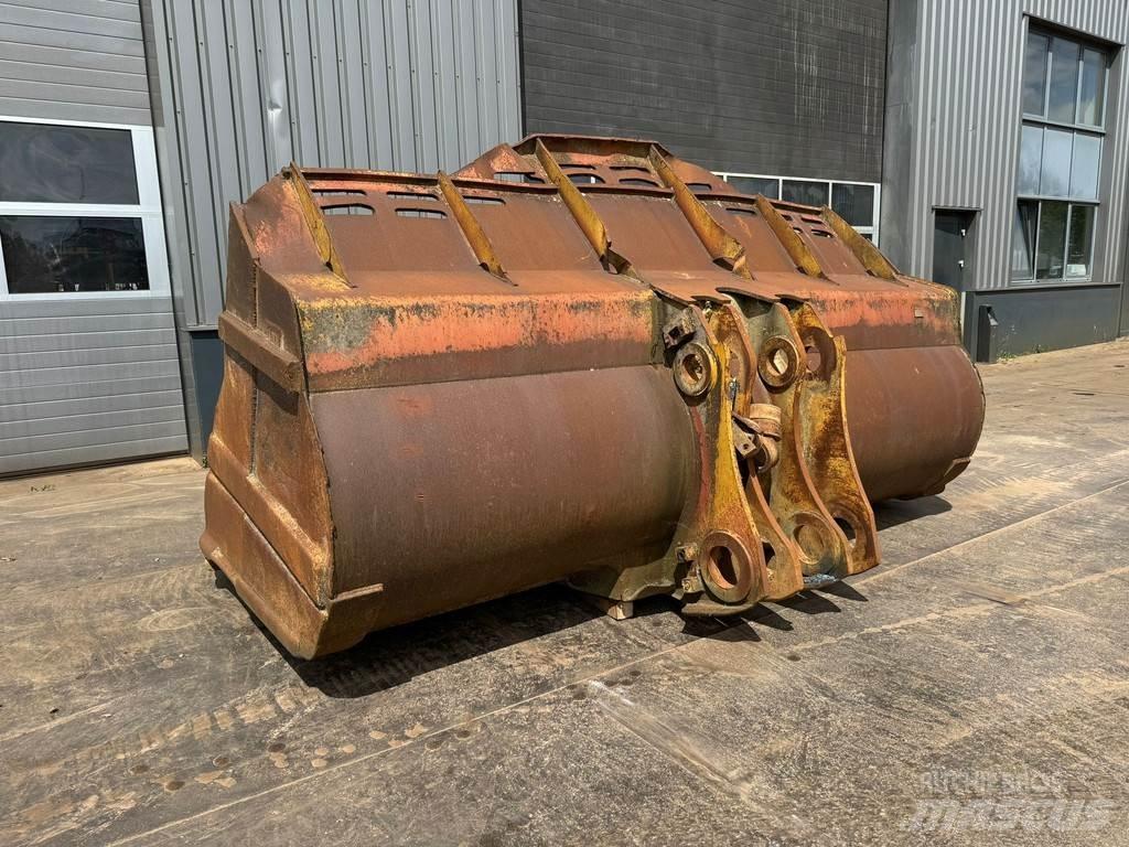 CAT Bucket 988H Bakken