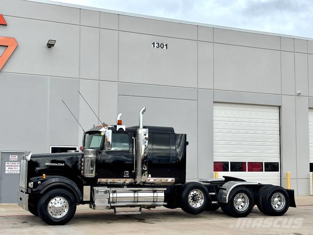 Western Star 4900 EX Trekkers
