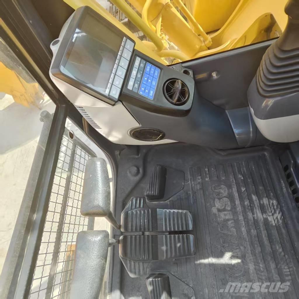 Komatsu PC 220-8 Rupsgraafmachines
