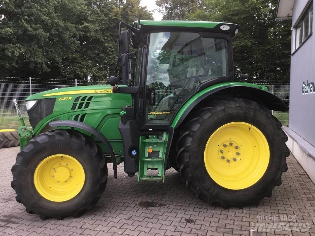 John Deere 6130R Tractoren