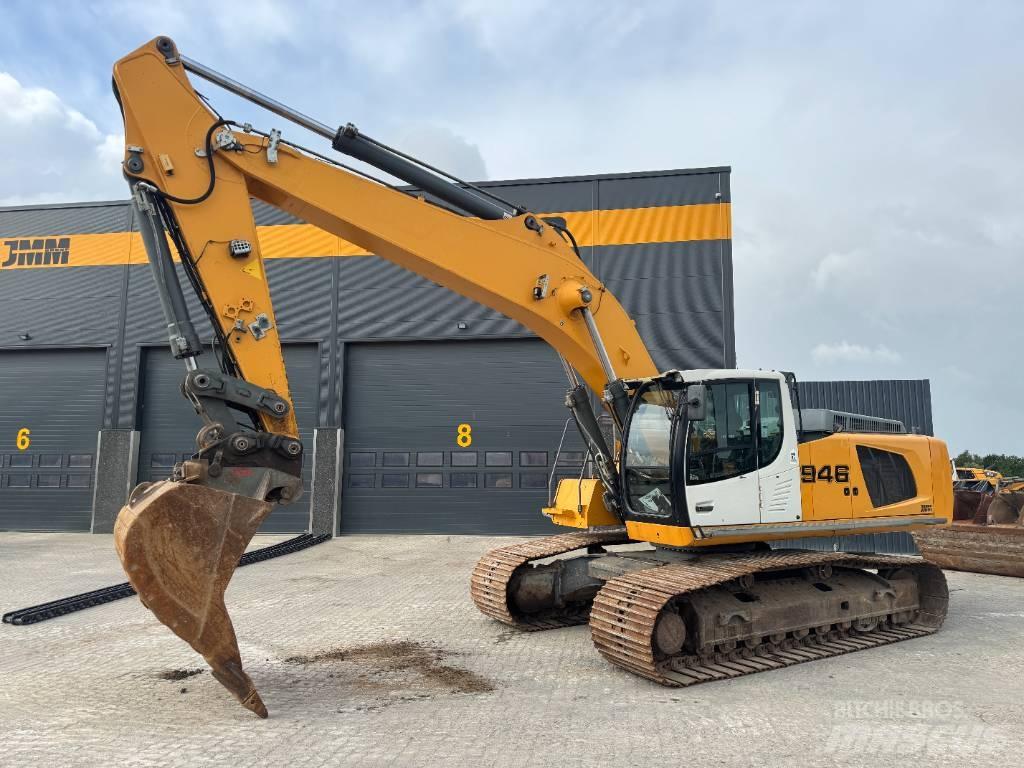 Liebherr R 946 Rupsgraafmachines