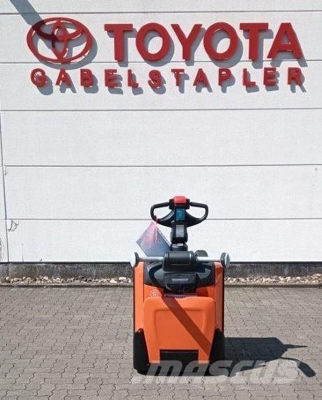 Toyota LPE 250 Meeloop stapelaar