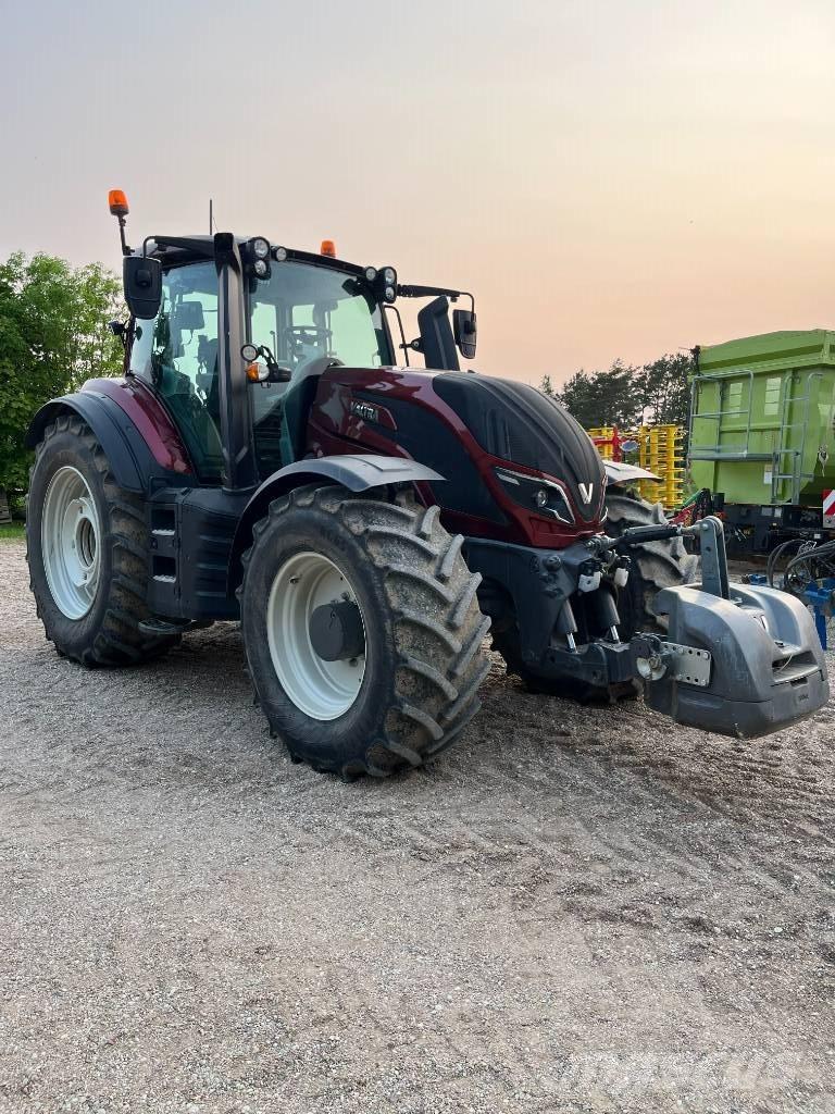 Valtra T 254 V Tractoren