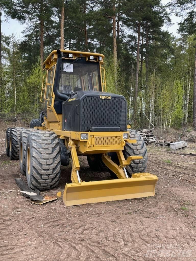 Tigercat 1075C Uitrijwagens