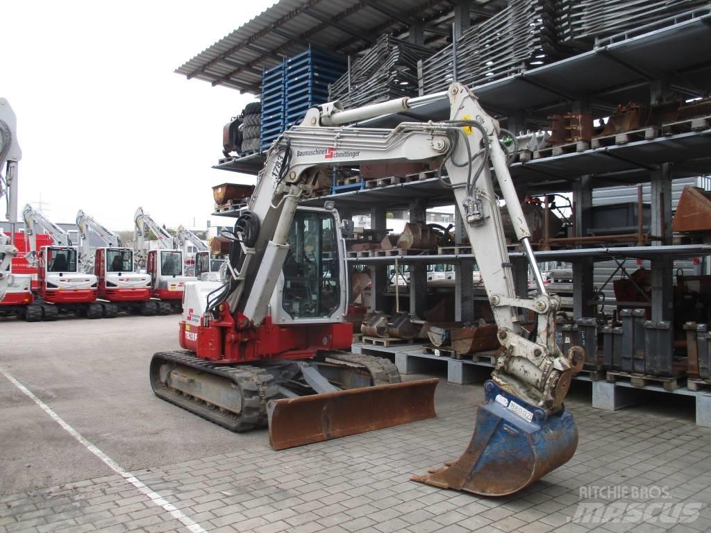 Takeuchi TB 280 FR Midigraafmachines 7t - 12t