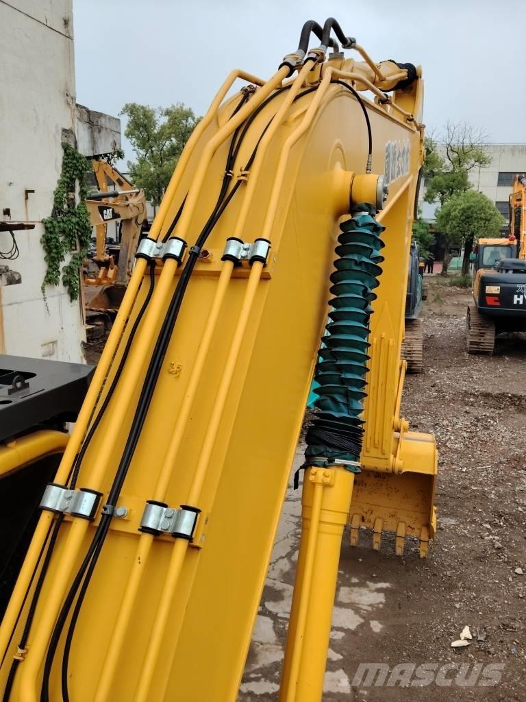 Komatsu PC 200-8 Rupsgraafmachines