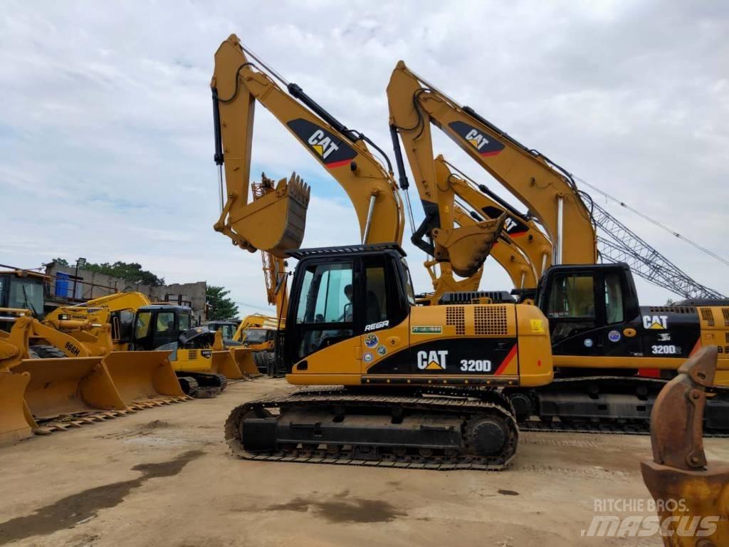 CAT 320 D Rupsgraafmachines
