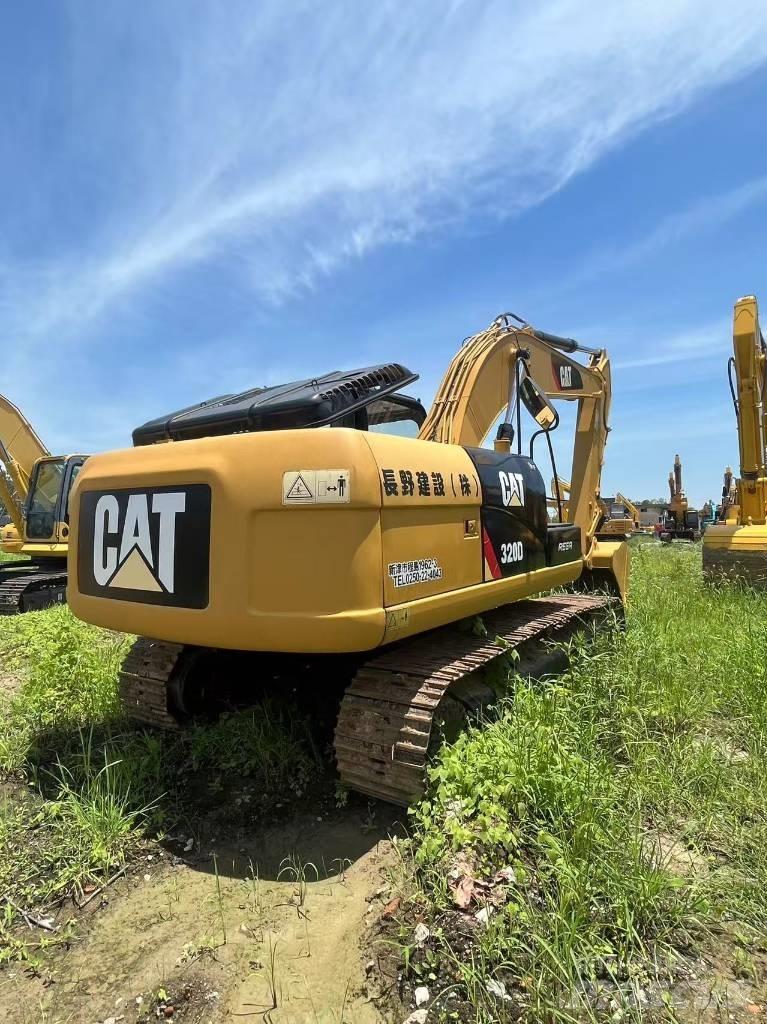 CAT 320d Rupsgraafmachines