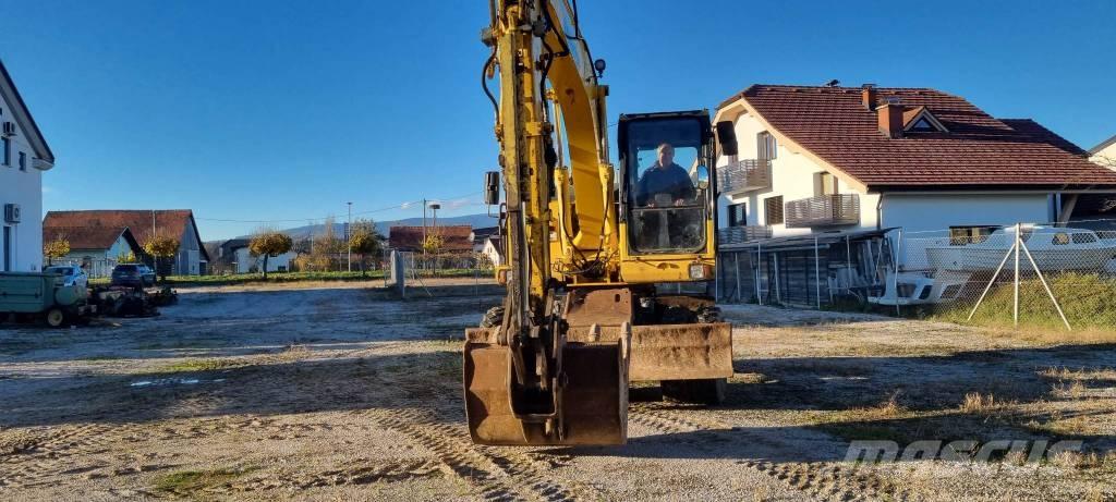 Komatsu PW 140-7 Wielgraafmachines
