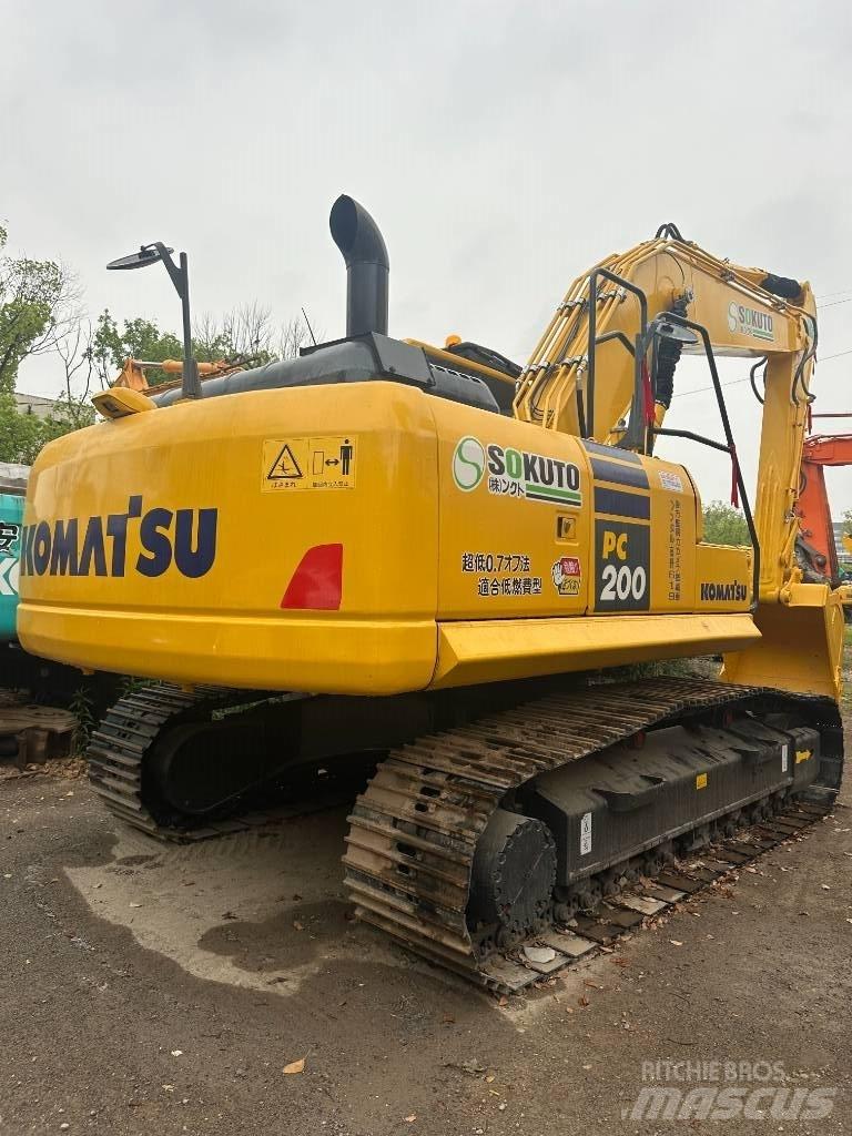 Komatsu PC 200-8 Rupsgraafmachines