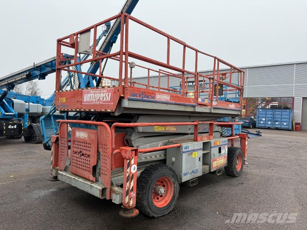 SkyJack SJ 9241 Schaarhoogwerkers