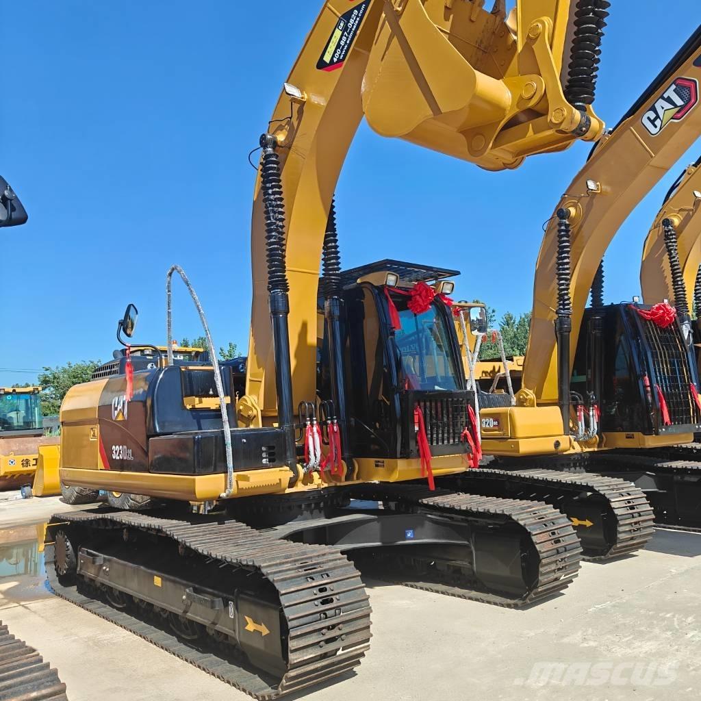 CAT 320 D Rupsgraafmachines