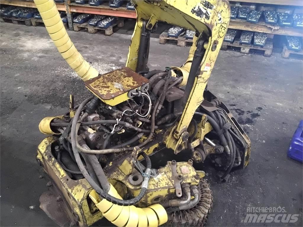 Timberjack 743 Boomvelkoppen
