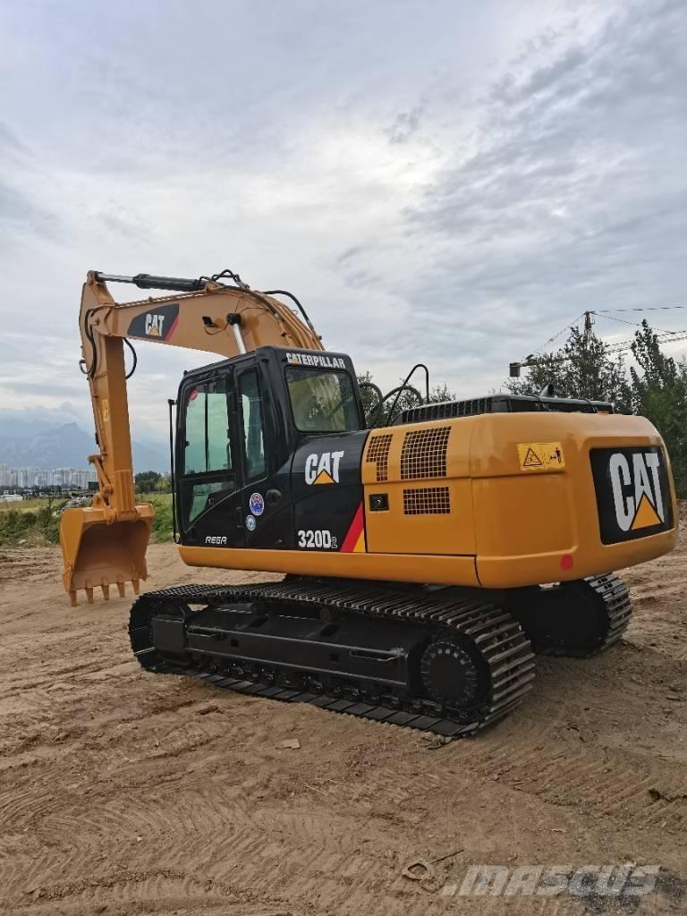 CAT 320 D Rupsgraafmachines