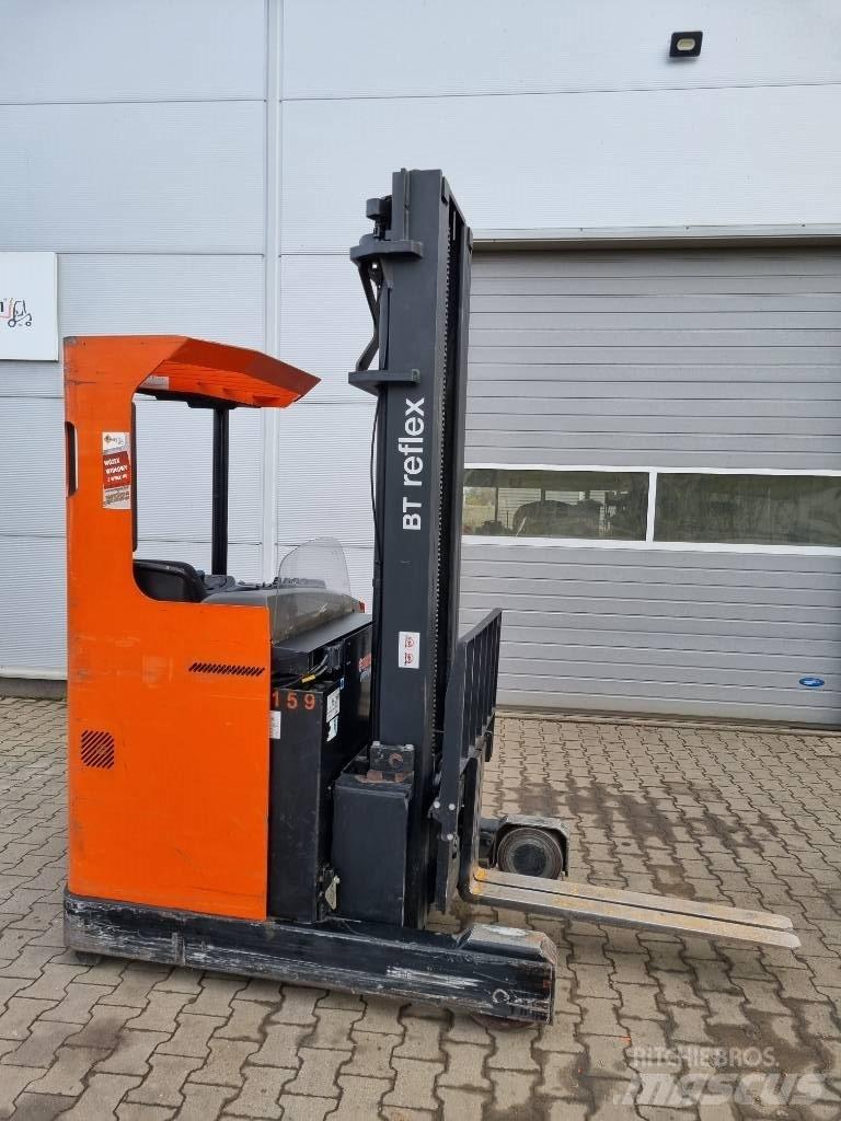 BT RR E 160 M Reachtruck voor hoog niveau