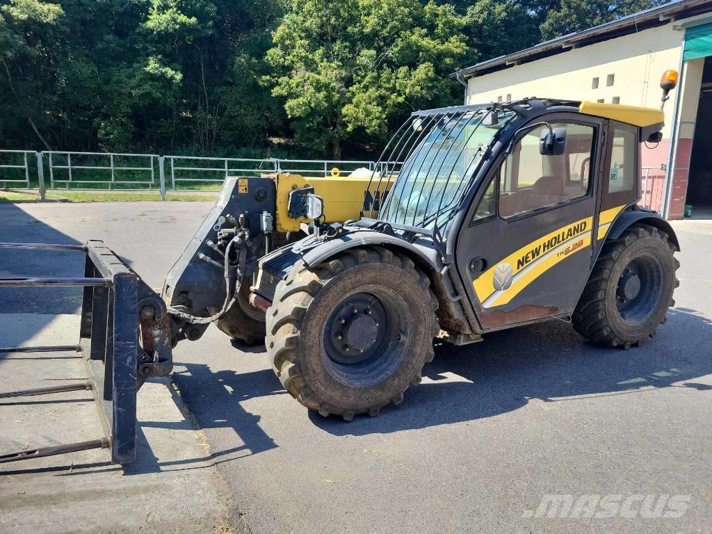 New Holland TH 6.28 Verreikers voor landbouw