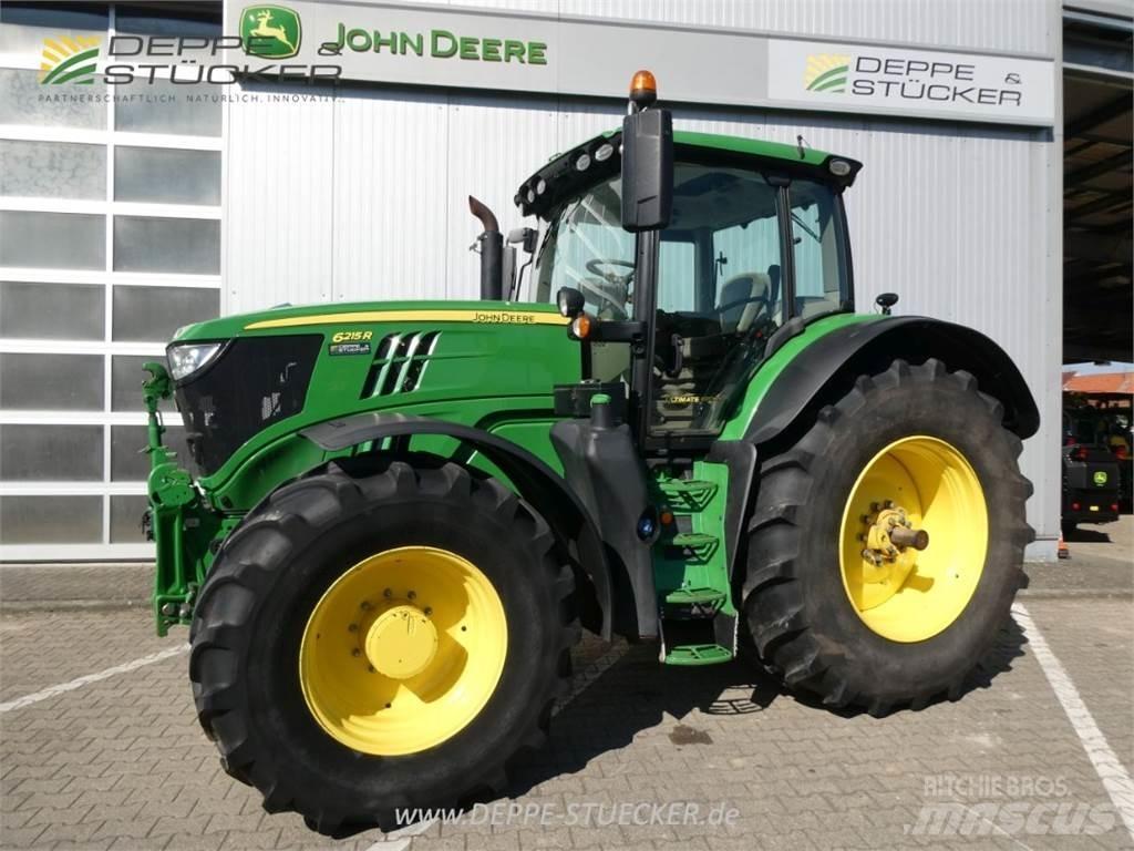 John Deere 6215R Tractoren