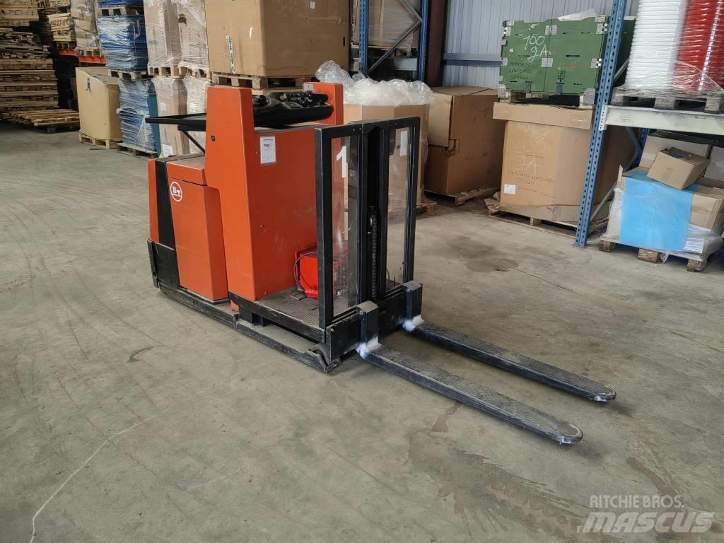 BT OS 1.0WL Orderpicker voor middelhoog niveau