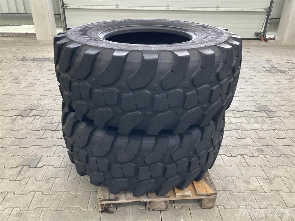 Alliance 500/70R24 Banden, wielen en velgen