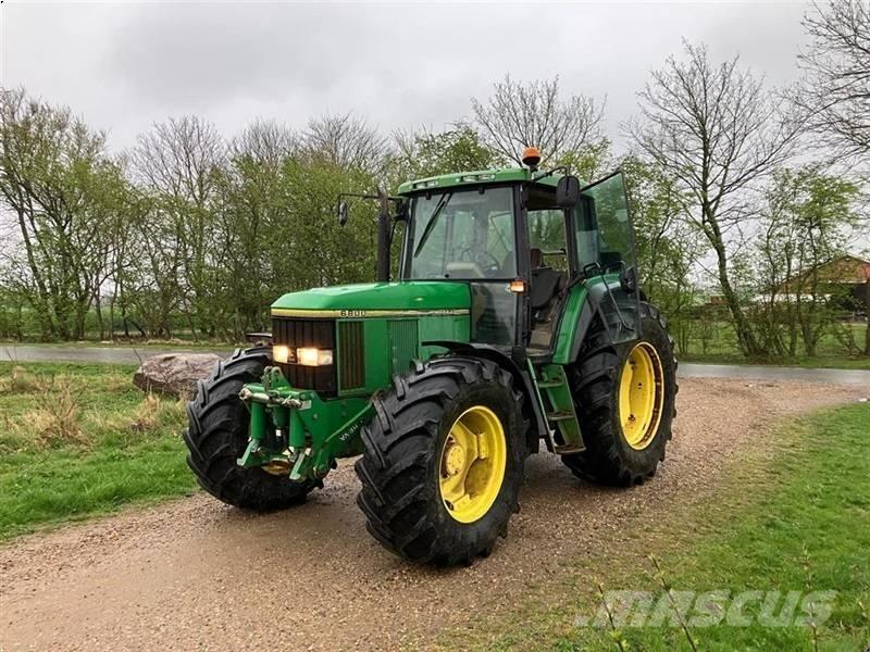 John Deere 6800 Tractoren
