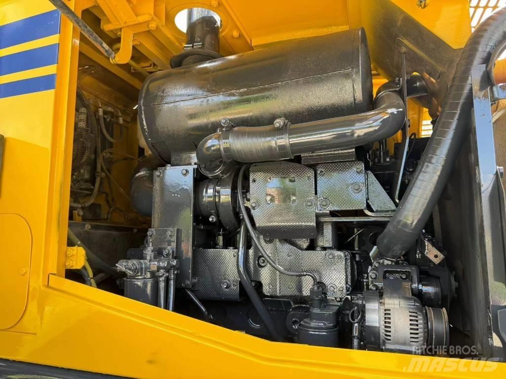 Komatsu WA 320-5 Wielladers