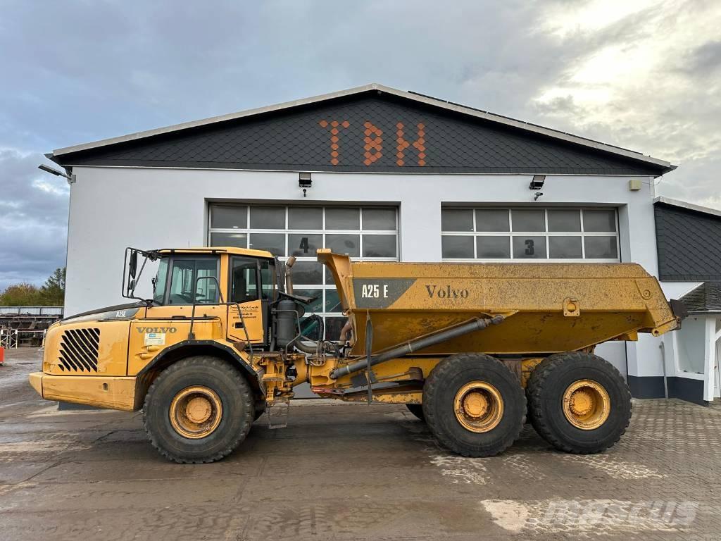 Volvo A 25 E Knik dumptrucks
