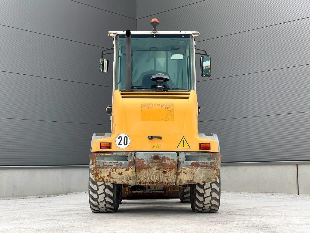 Liebherr L 506 Wielladers