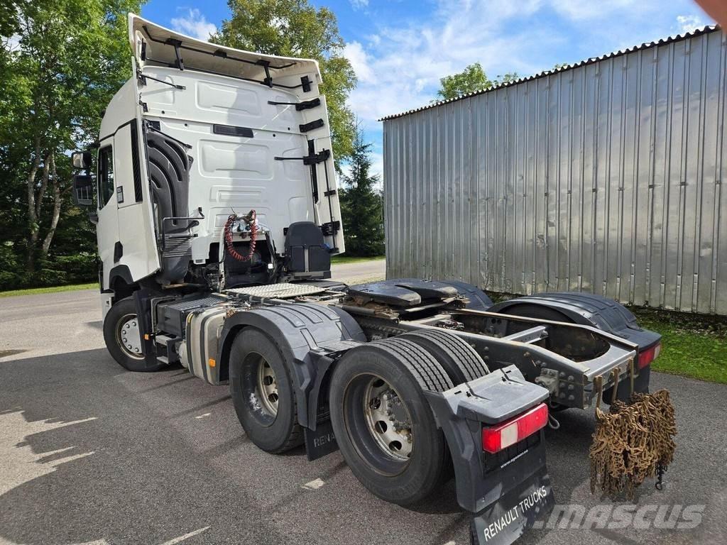 Renault T520 6X2 Trekkers
