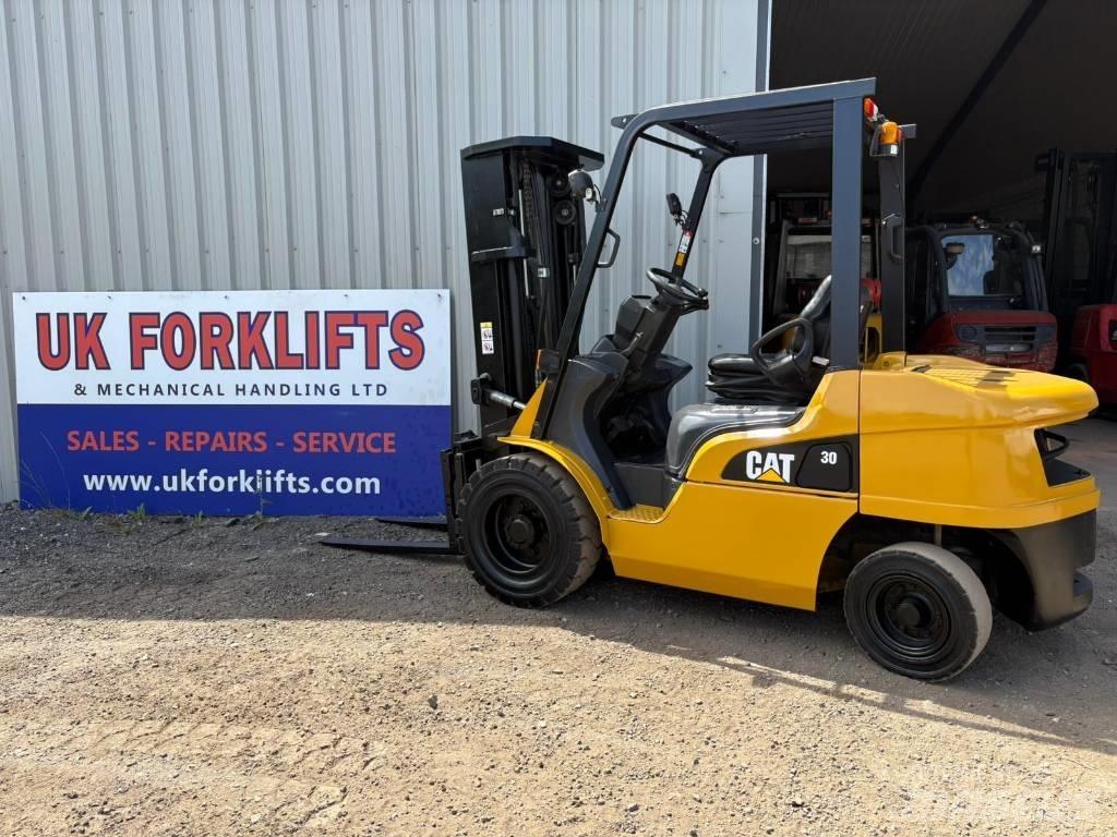 CAT DP30NT Diesel heftrucks