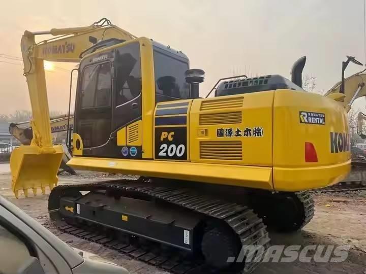 Komatsu PC 200 Rupsgraafmachines