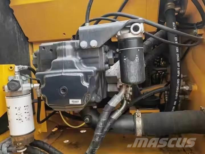 Komatsu PC 200 Rupsgraafmachines