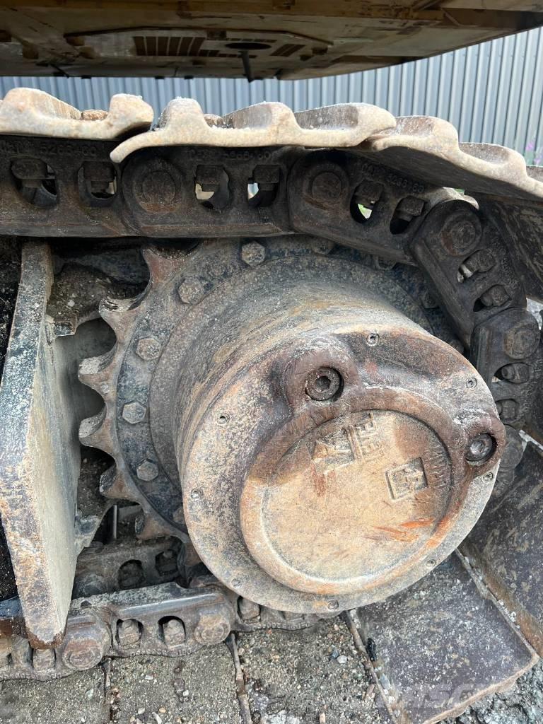 CAT 326 Rupsgraafmachines