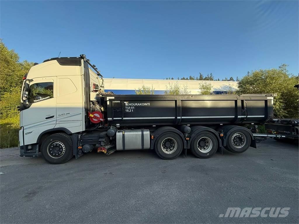 Volvo FH540 8x4 Kipper