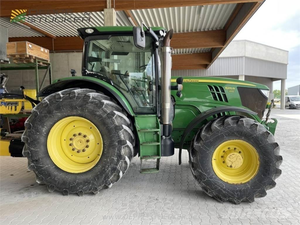 John Deere 6210R Tractoren