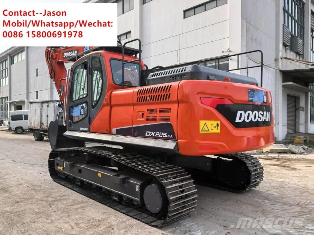 Doosan DX 225 LCA Rupsgraafmachines