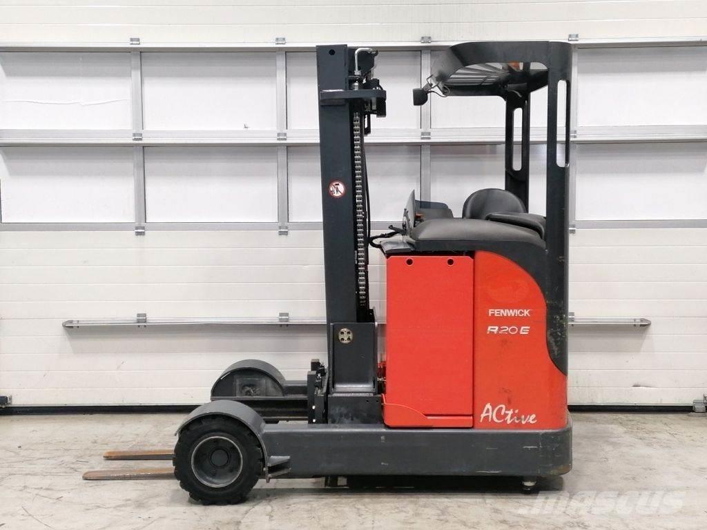 Linde R20G-03 Reachtruck voor hoog niveau