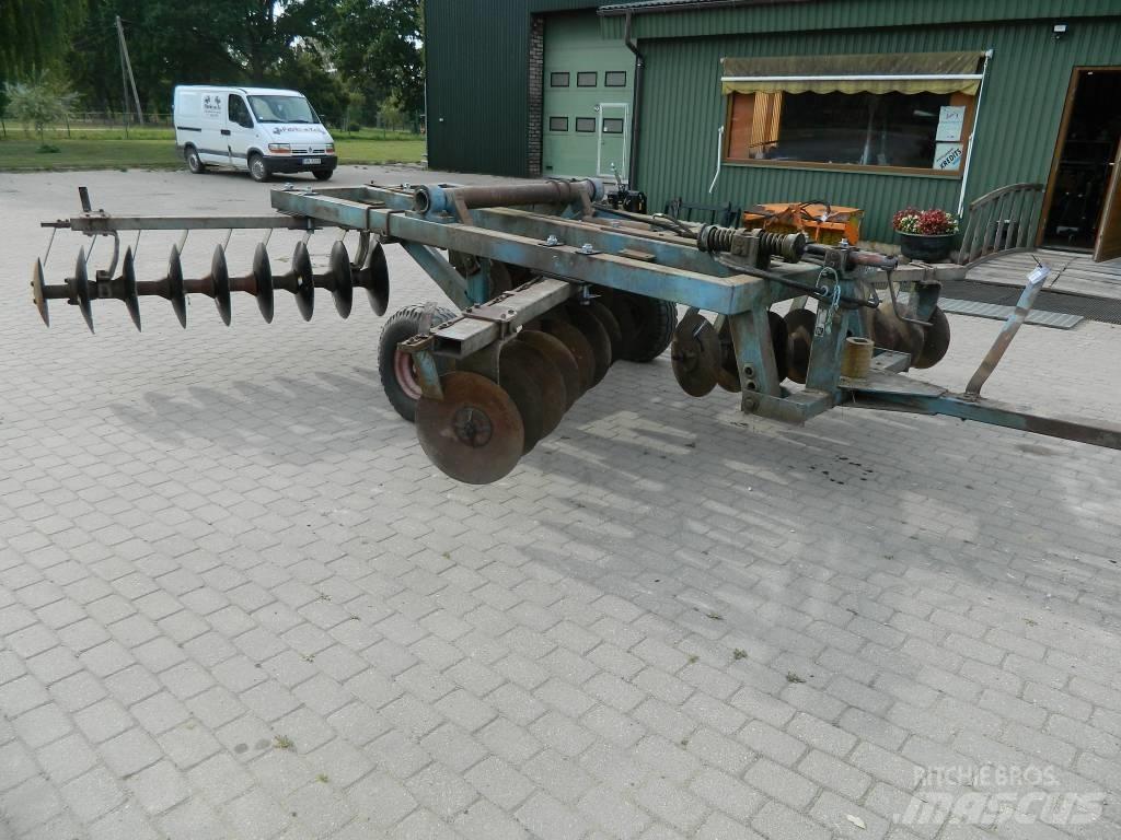 Fiskars FTR32 Schijveneggen