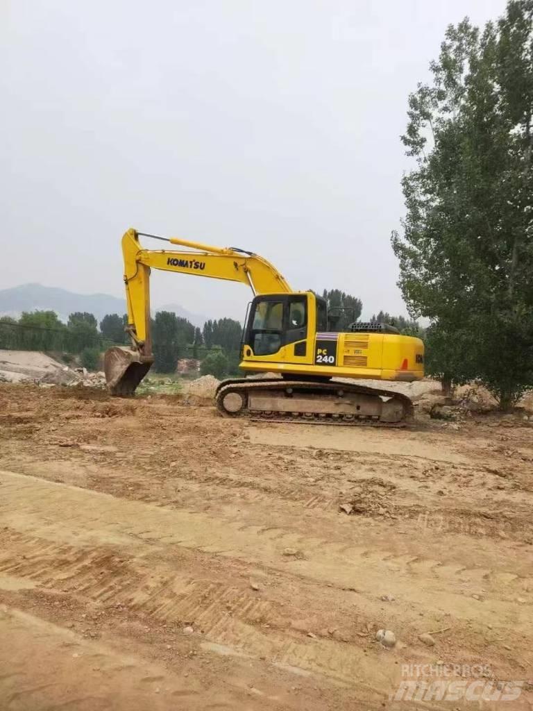 Komatsu PC 240 Rupsgraafmachines