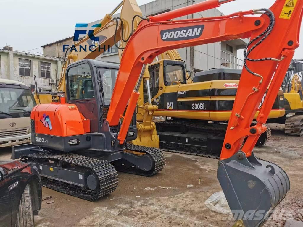 Doosan DH 60 Minigraafmachines < 7t