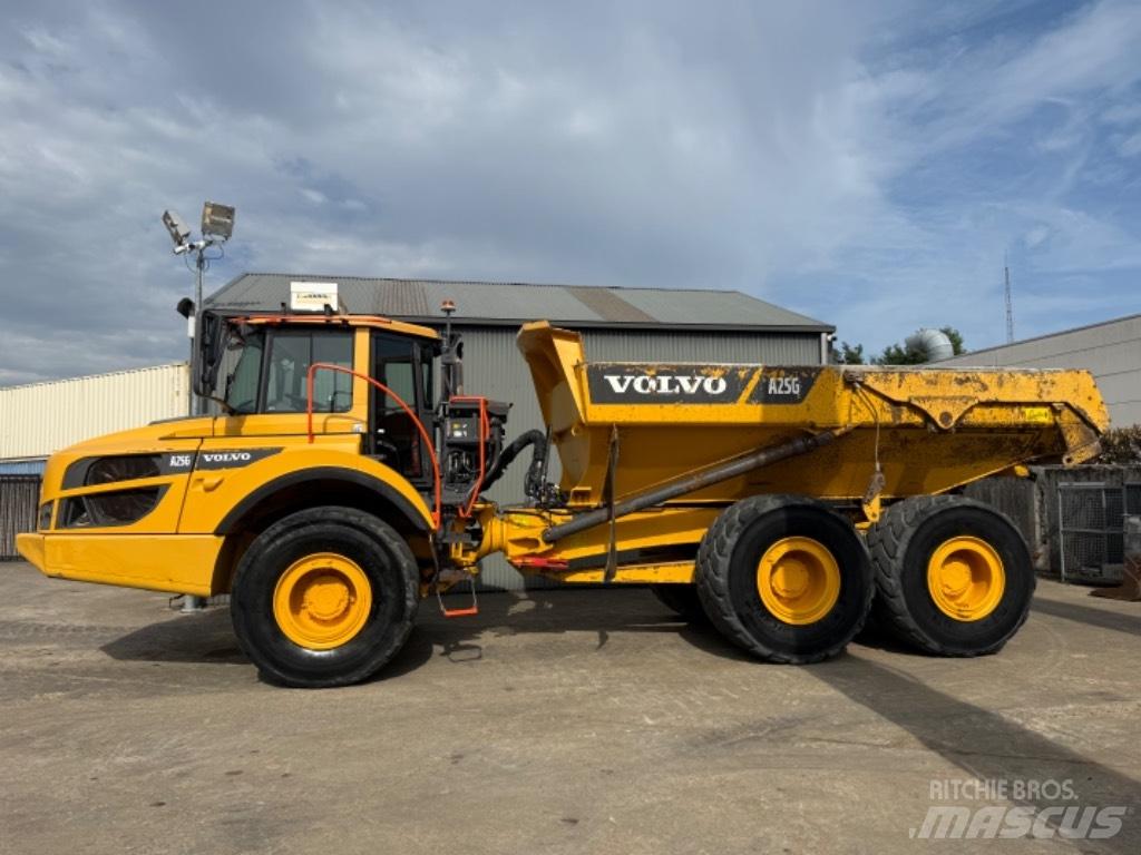 Volvo A 25 G Knik dumptrucks