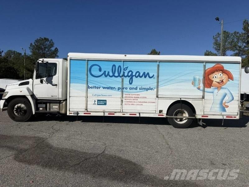 Hino 338 Drankenwagen